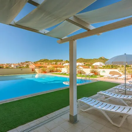 Διαμέρισμα Bilo 3 *